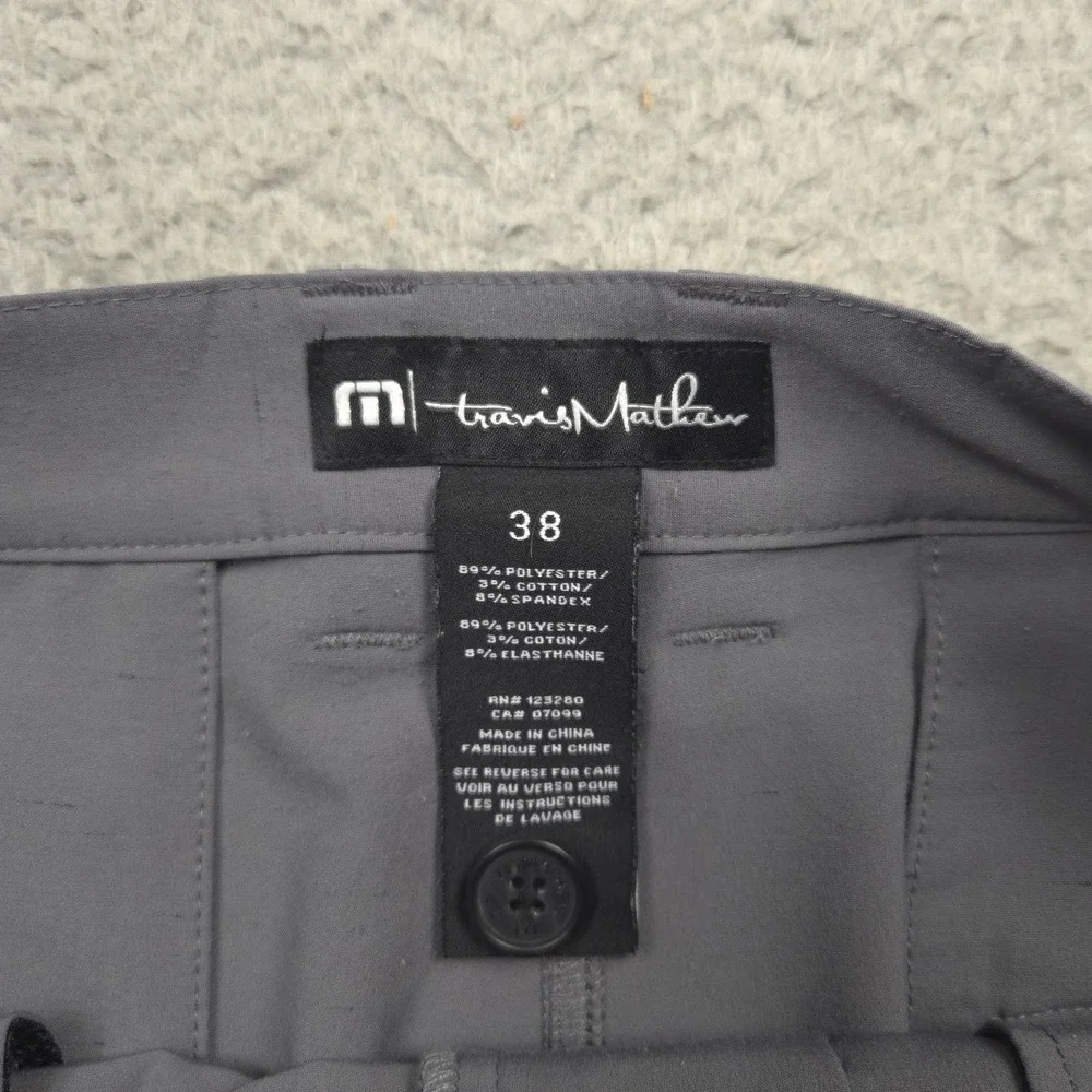 TravisMathew Men's Golf Shorts Size 38 Gray Stretch Flat Front 10.5 Inseam